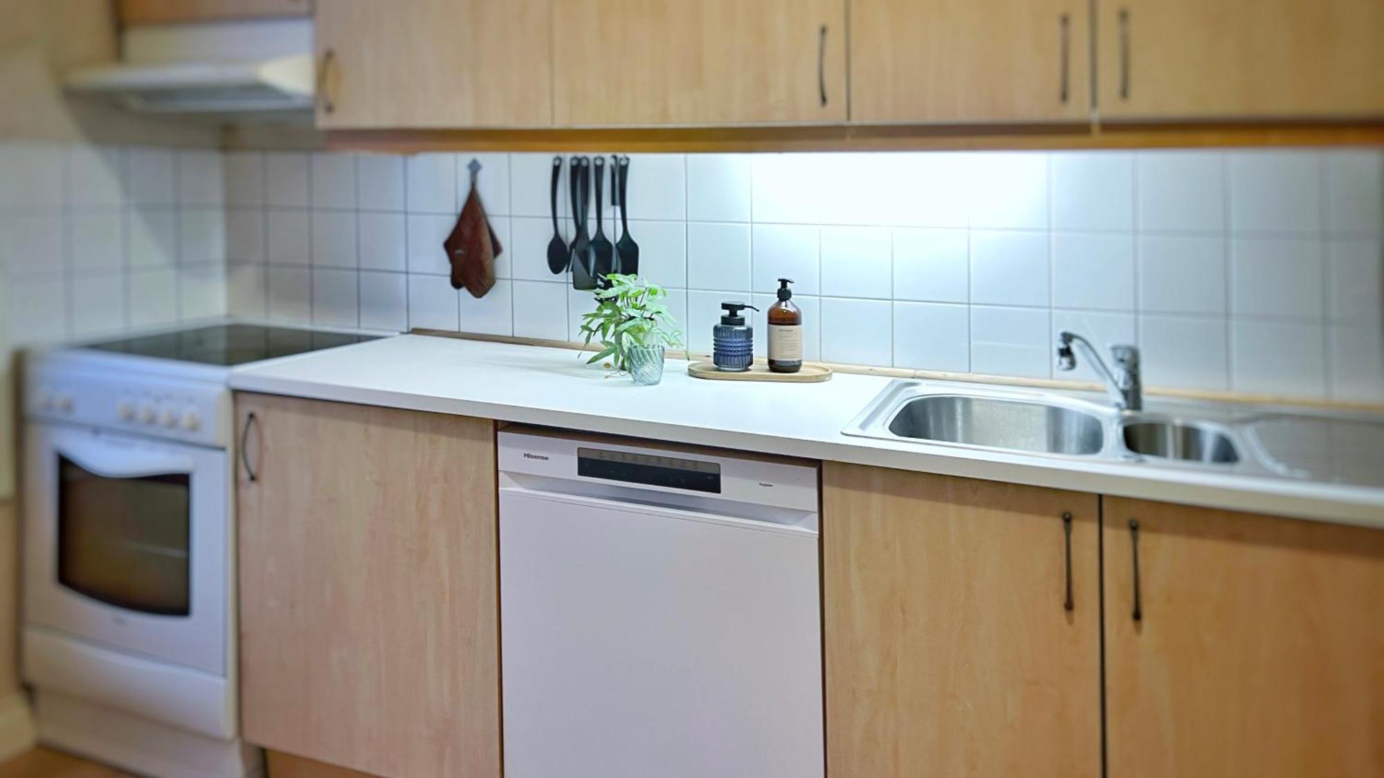 Os Apartments Halden - Sentrumsnaert Og Fredelig Bagian luar foto